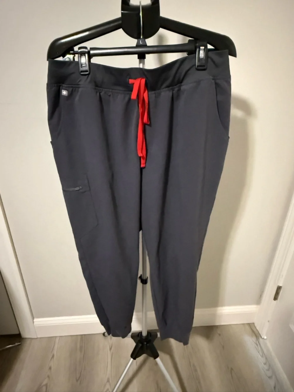 Figs Men's Charcoal Joggers with Red Drawstring